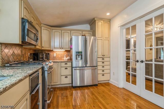 6 Pinecliff Rd, Andover Twp., NJ 07860