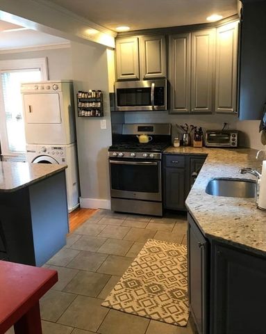 15 Chestnut 2, Melrose, MA 02176