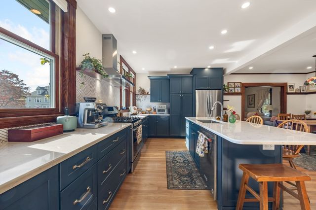 15 Isabella St, Stoneham, MA 02180