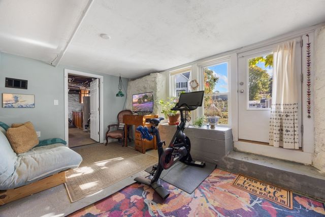 15 Isabella St, Stoneham, MA 02180