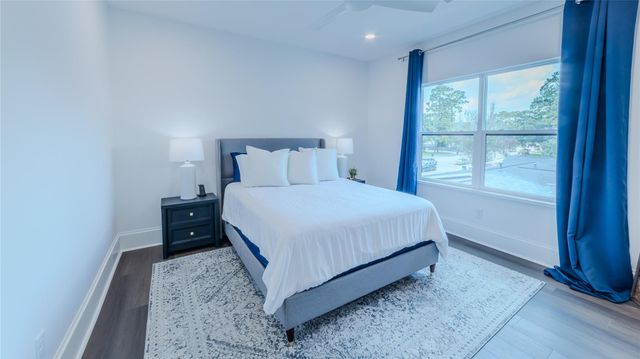 974 W 43rd Street, Houston, TX 77018