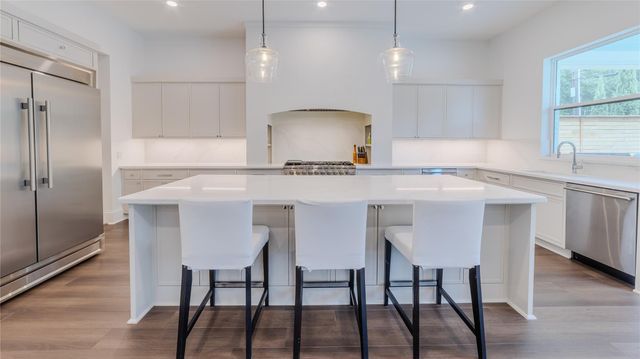 974 W 43rd Street, Houston, TX 77018