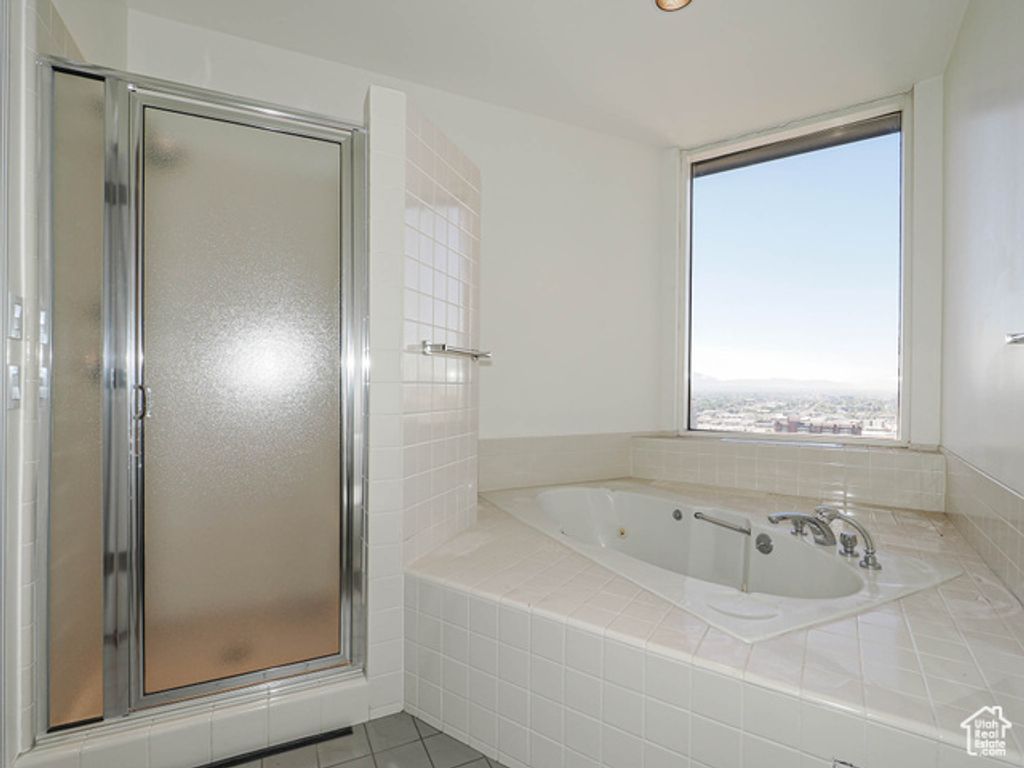 Image 21 of property listing at 44 W BROADWAY #2701, Salt Lake City, UT 84101