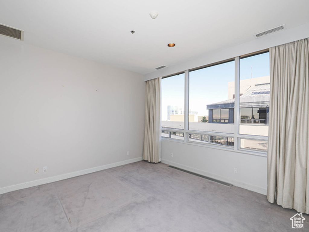 Image 30 of property listing at 44 W BROADWAY #2701, Salt Lake City, UT 84101