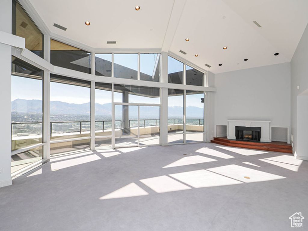 Image 4 of property listing at 44 W BROADWAY #2701, Salt Lake City, UT 84101
