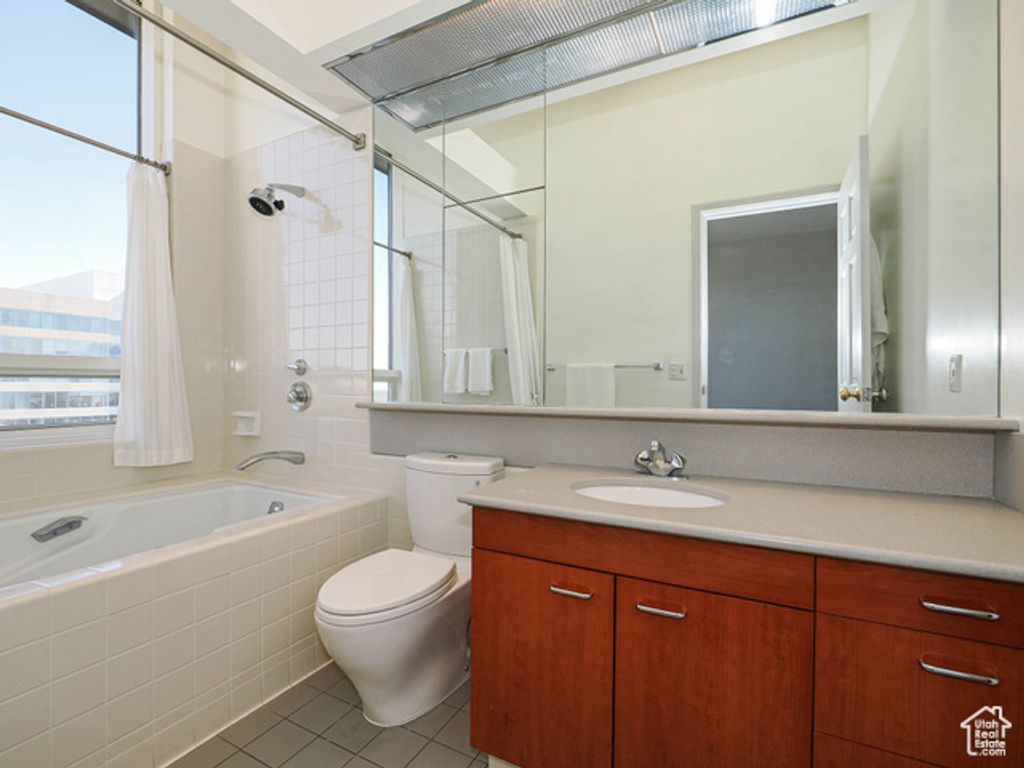 Image 33 of property listing at 44 W BROADWAY #2701, Salt Lake City, UT 84101