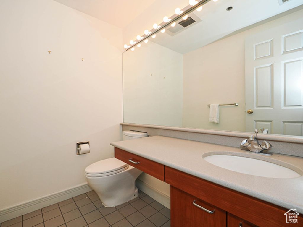 Image 37 of property listing at 44 W BROADWAY #2701, Salt Lake City, UT 84101