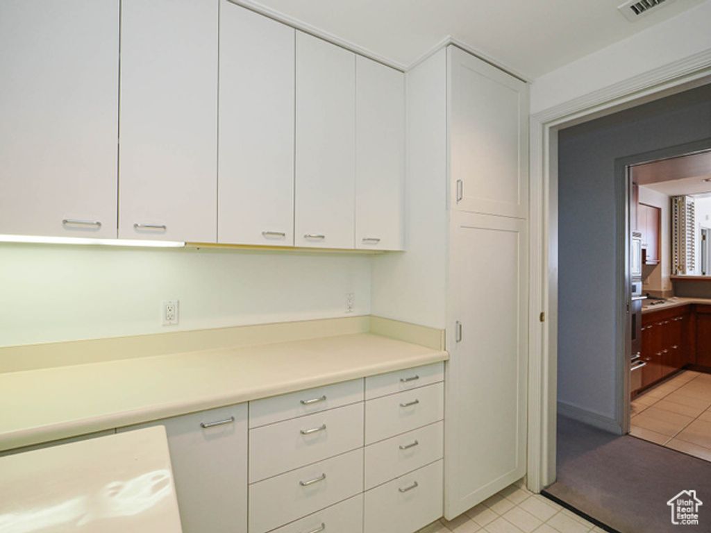 Image 41 of property listing at 44 W BROADWAY #2701, Salt Lake City, UT 84101