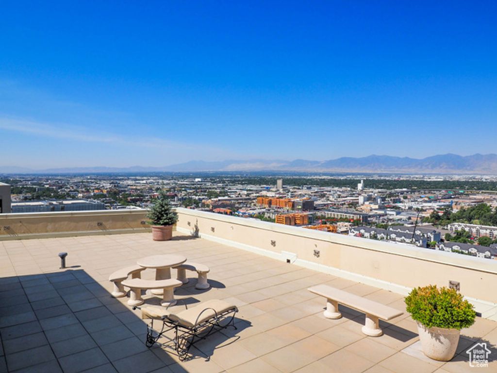 Image 45 of property listing at 44 W BROADWAY #2701, Salt Lake City, UT 84101