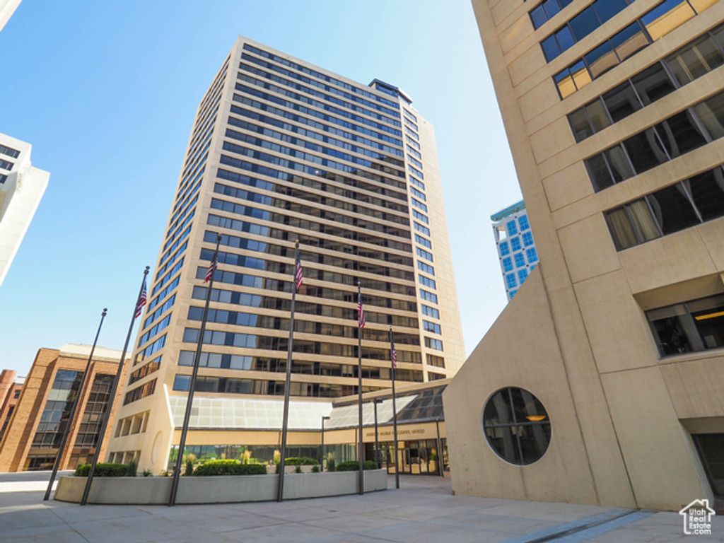 Image 48 of property listing at 44 W BROADWAY #2701, Salt Lake City, UT 84101