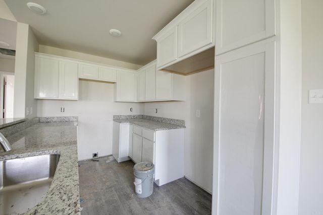 111 LLOYD HENDERSON Road, Beebe, AR 72012