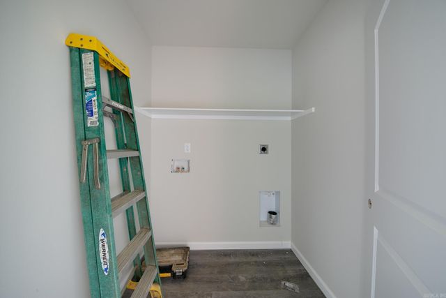 111 LLOYD HENDERSON Road, Beebe, AR 72012