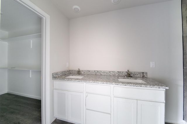 111 LLOYD HENDERSON Road, Beebe, AR 72012