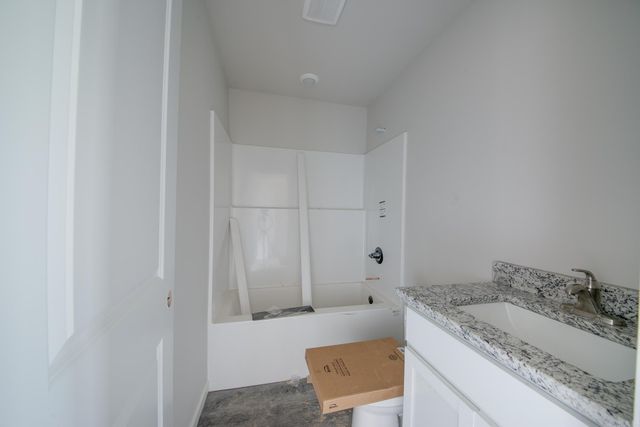 111 LLOYD HENDERSON Road, Beebe, AR 72012