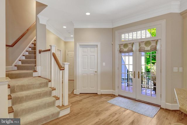 870 ALVERMAR RIDGE DR, Mclean, VA 22102