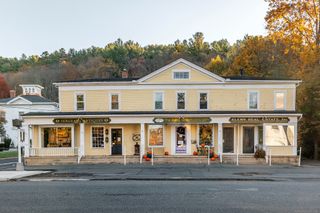 289 Main Street South, Woodbury, CT 06798