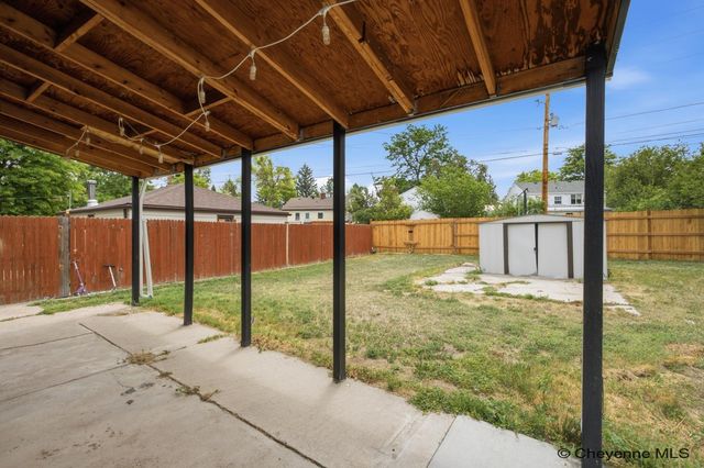 2001 E 22ND ST, Cheyenne, WY 82001
