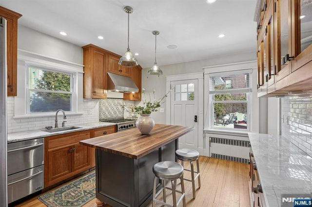 47 Northview Avenue, Montclair, NJ 07043