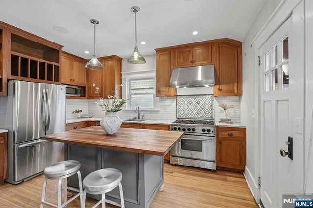 47 Northview Avenue, Montclair, NJ 07043