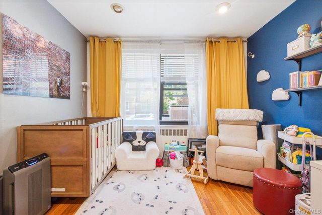 100-11 67th Road 103, Forest Hills, NY 11375