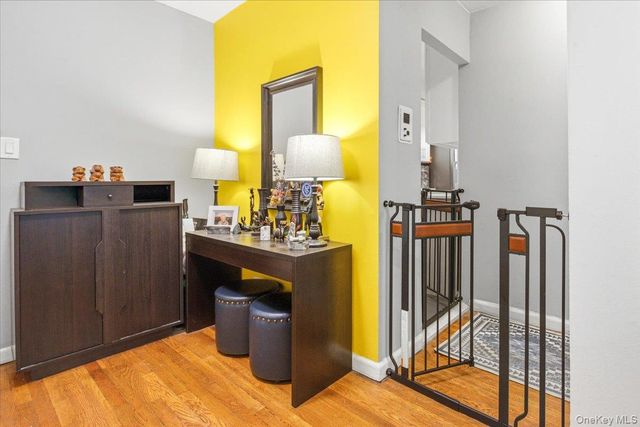 100-11 67th Road 103, Forest Hills, NY 11375