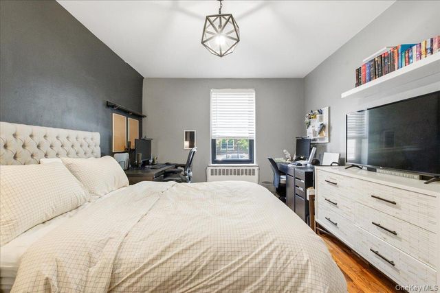 100-11 67th Road 103, Forest Hills, NY 11375
