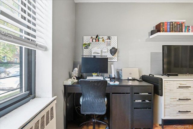 100-11 67th Road 103, Forest Hills, NY 11375