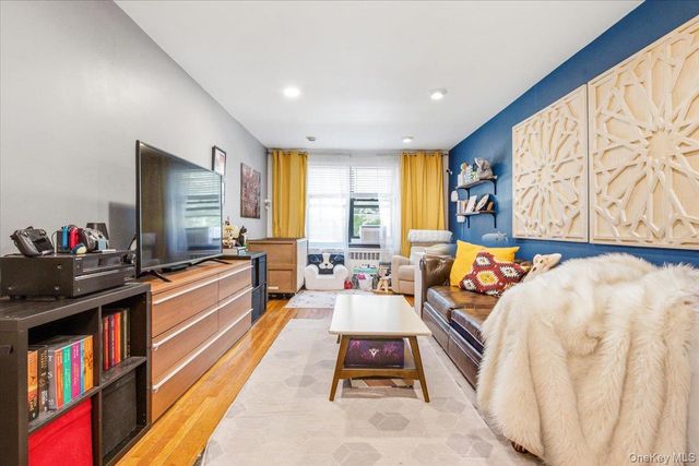 100-11 67th Road 103, Forest Hills, NY 11375