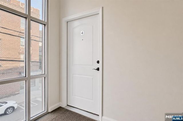 150 61st Street 2L, West New York, NJ 07093