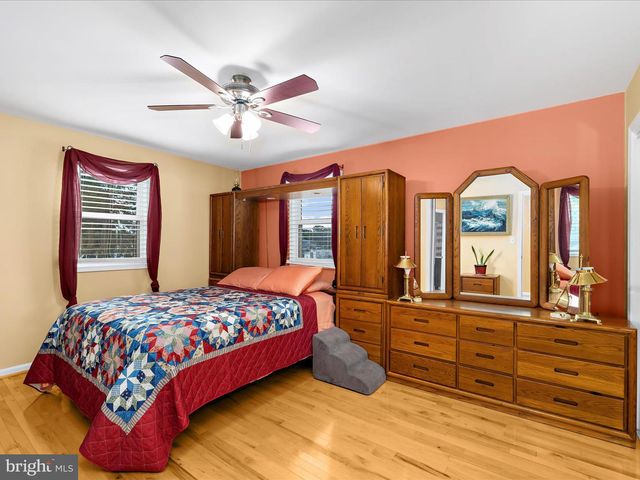 1811 HILLTOP AVE, Baltimore, MD 21221