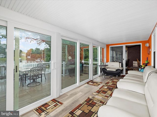 1811 HILLTOP AVE, Baltimore, MD 21221