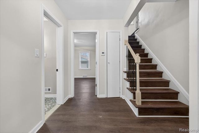 11684 Sussex Street, Detroit, MI 48227