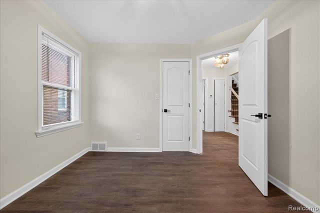 11684 Sussex Street, Detroit, MI 48227