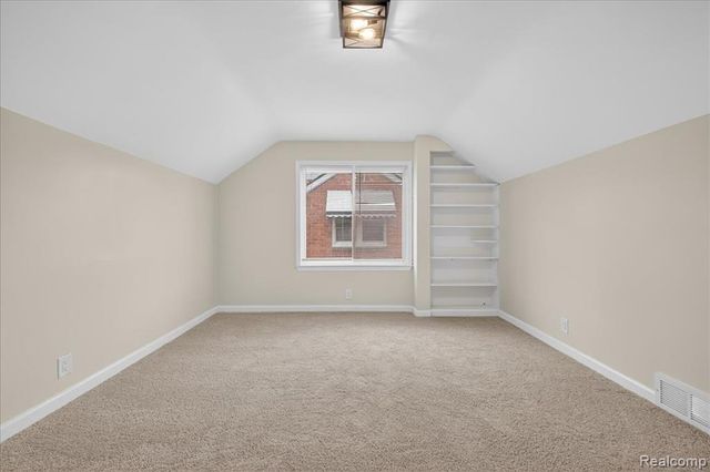 11684 Sussex Street, Detroit, MI 48227