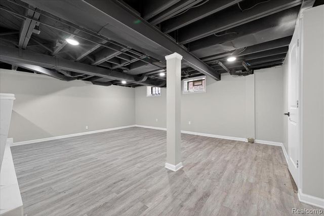 11684 Sussex Street, Detroit, MI 48227