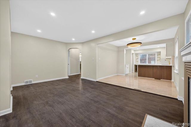 11684 Sussex Street, Detroit, MI 48227