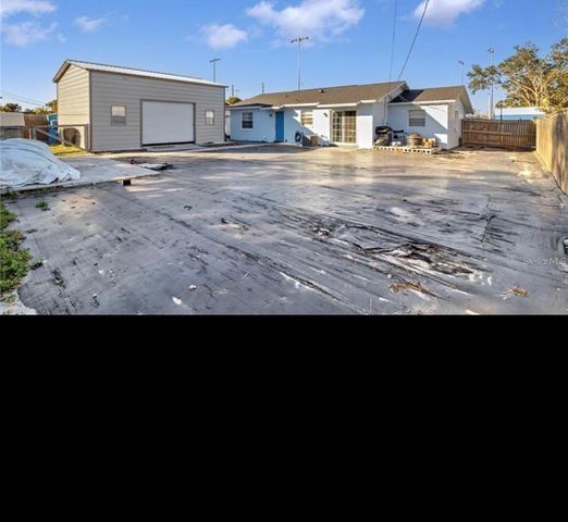 314 W GROSSENBACHER DRIVE, Apopka, FL 32712
