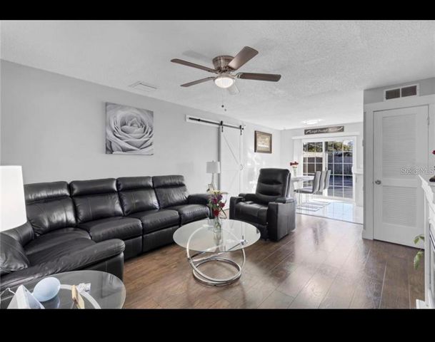 314 W GROSSENBACHER DRIVE, Apopka, FL 32712