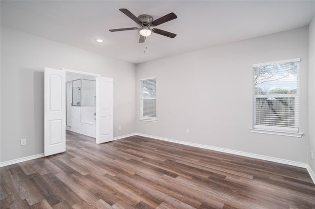 231 Mccormick Street, Columbus, TX 78934