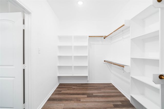 231 Mccormick Street, Columbus, TX 78934