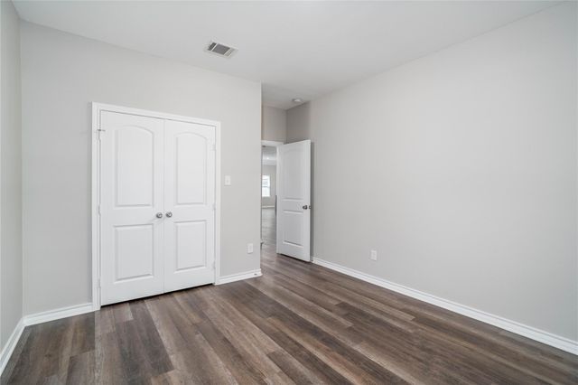 231 Mccormick Street, Columbus, TX 78934