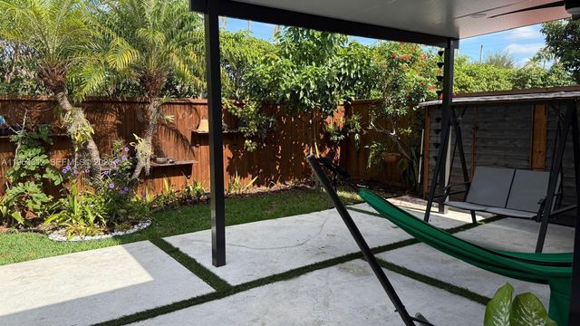 13839 SW 152nd Ter, Miami, FL 33177