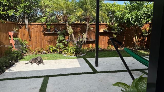 13839 SW 152nd Ter, Miami, FL 33177