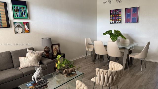 13839 SW 152nd Ter, Miami, FL 33177