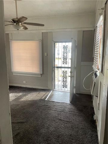 1055 Marine Street, Mobile, AL 36605