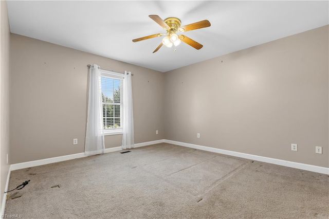 105 McCleskey Drive, Yadkinville, NC 27055