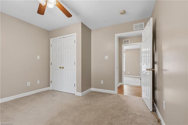 105 McCleskey Drive, Yadkinville, NC 27055