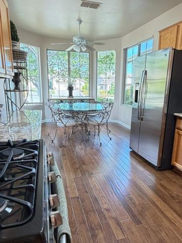 1140 Sun Flare Ct, Lincoln, CA 95648
