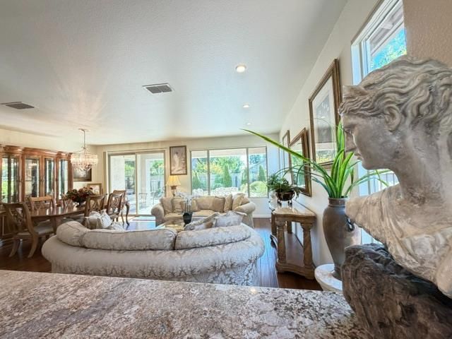 1140 Sun Flare Ct, Lincoln, CA 95648