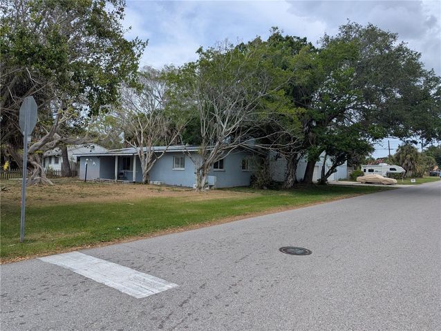 7001 & 7011 HIBISCUS AVENUE S, South Pasadena, FL 33707